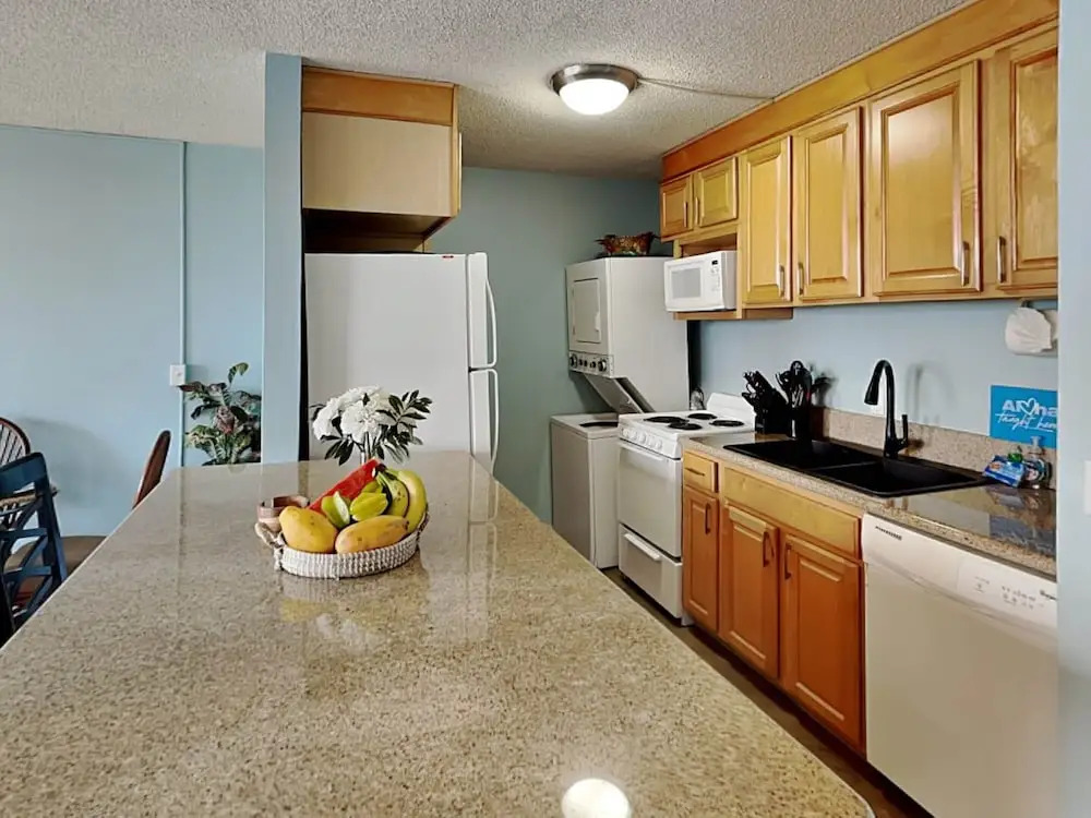 Island Surf 614 2 Bedroom Apts