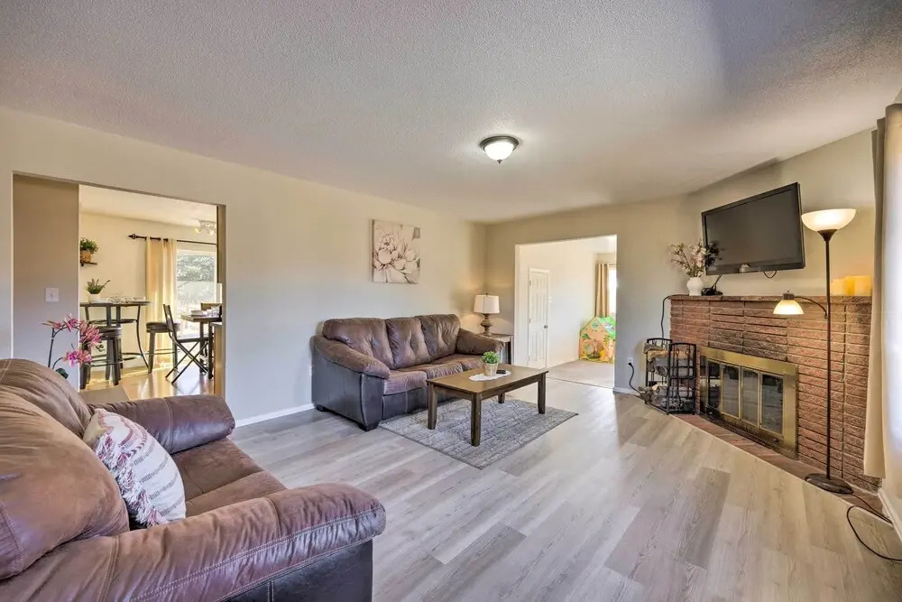 Hike, Bike & Fish: Gem w/ Hot Tub in Woodland Park