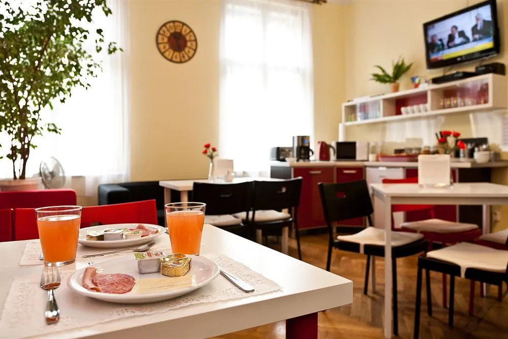 Enigma Hostel  Apartments