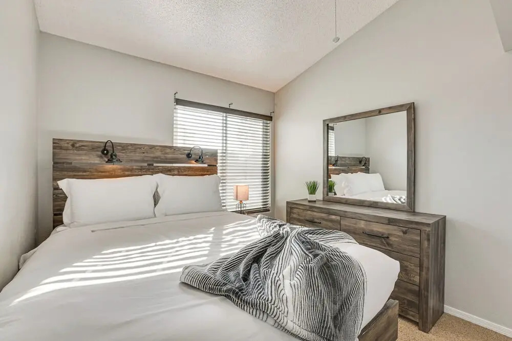 Peoria Home w/ Private Pool, Hot Tub, & Gas Grill!