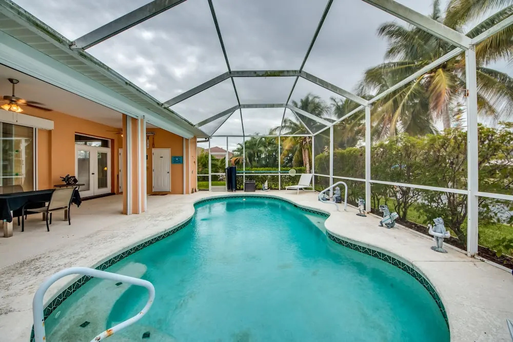 Villa Rustic Cove - Roelens Vacations