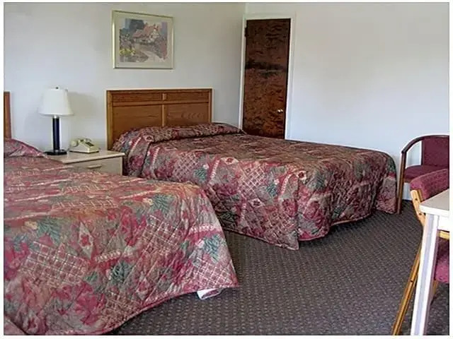Red Carpet Inn & Suites Morgantown