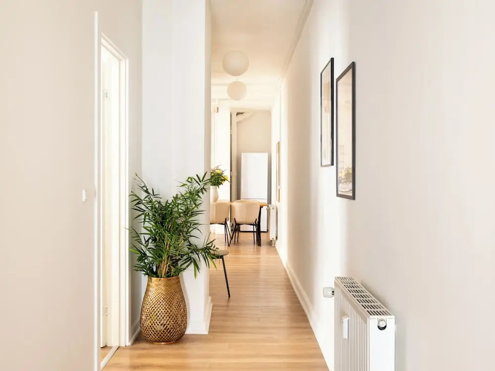 Noble - Fantastic 5-bdr Apt in the Capital