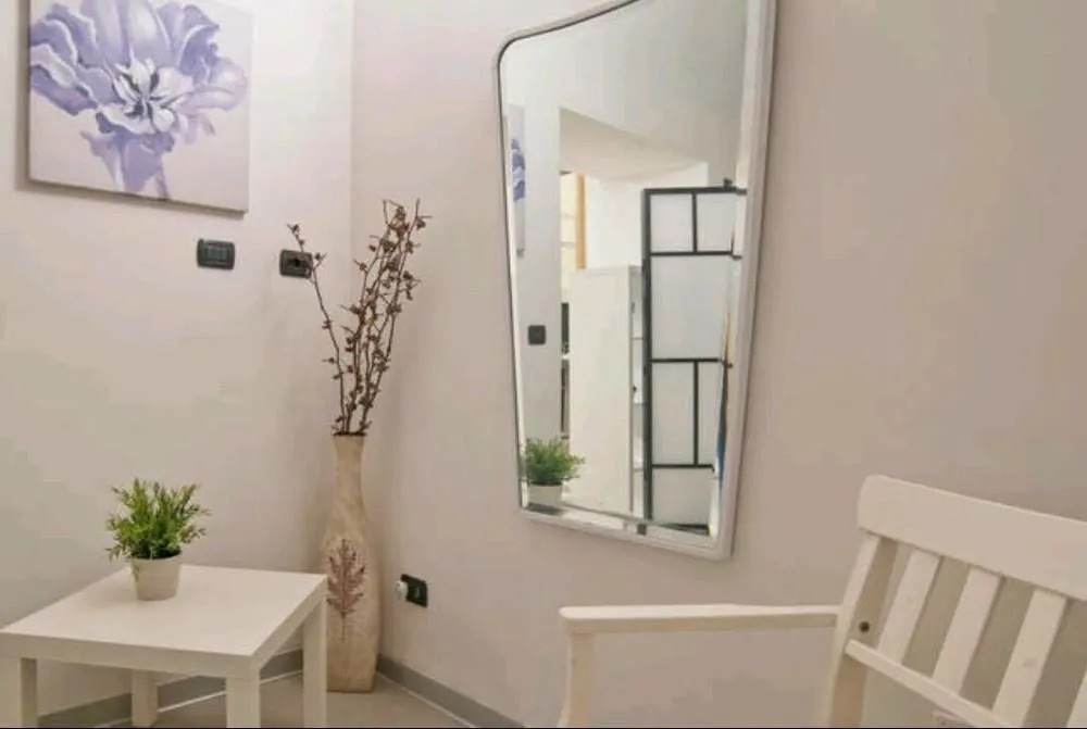 Zefnea House