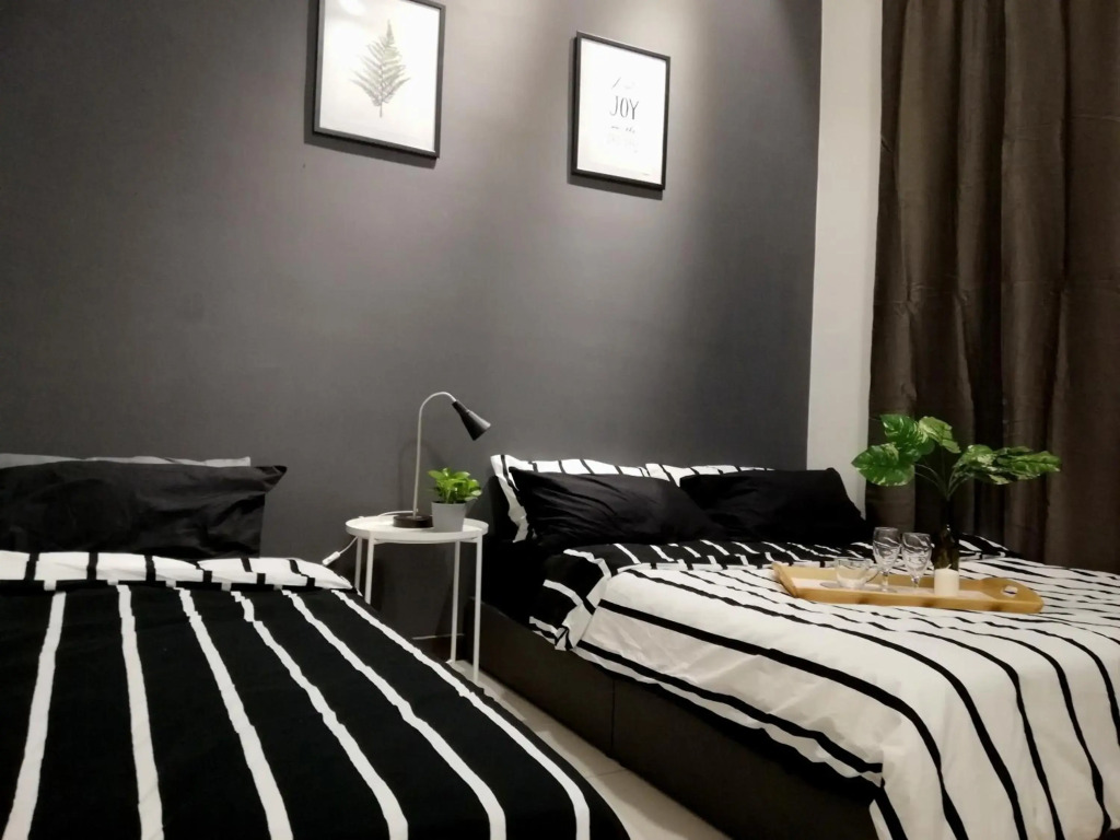 Puchong Skypod Residence, High Floor Balcony Unit, Walking Distance to IOI Mall, 10min Drive to Sunway