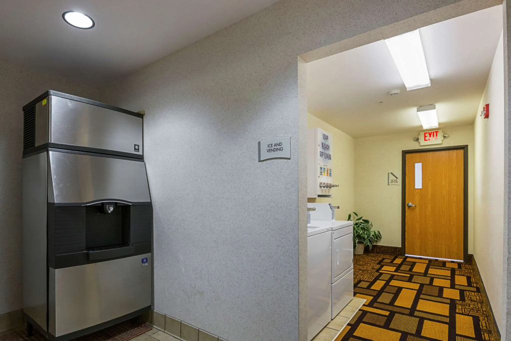 Quality Inn & Suites Belmont - Platteville