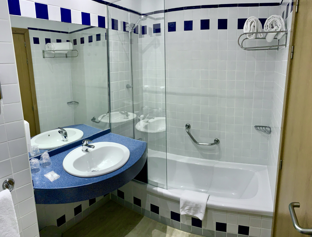 Holiday Inn Express Ciudad de las Ciencias by IHG