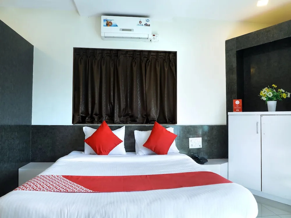 Hotel Anupama Mudras
