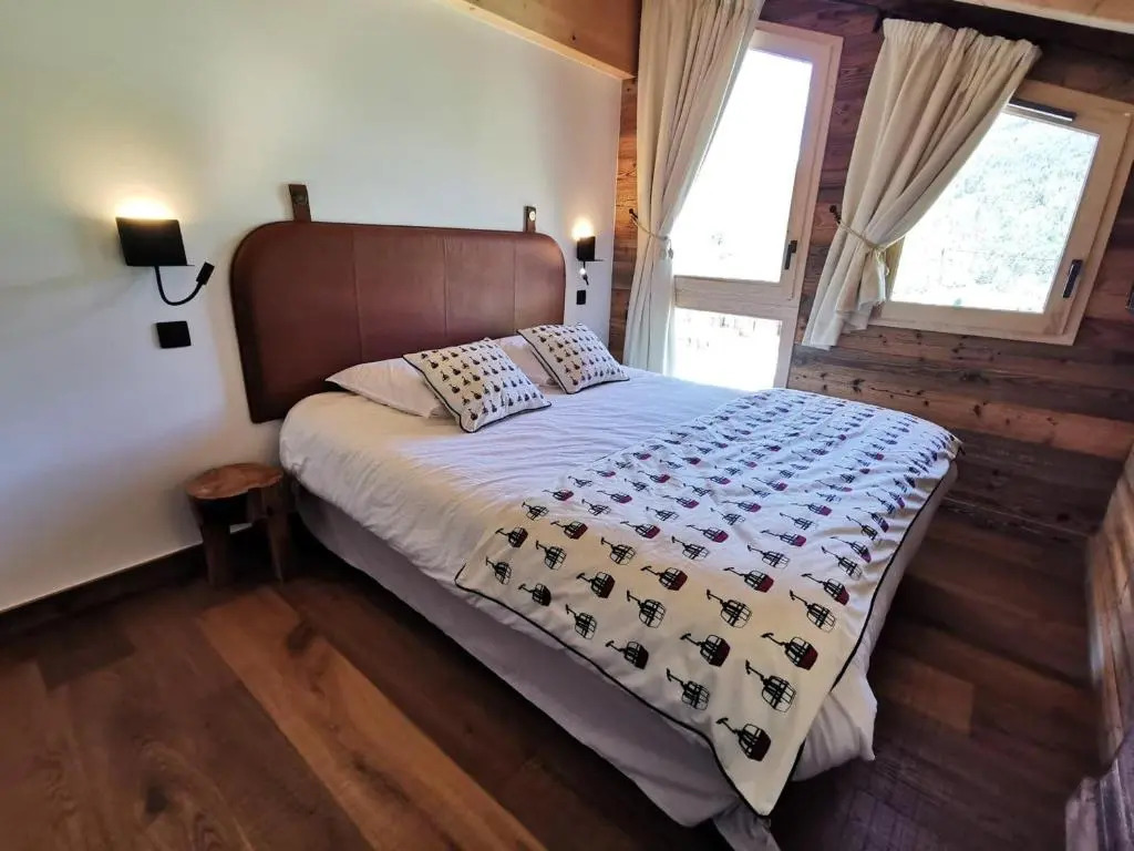 Chalet de luxe aux Gets avec jacuzzi et animaux admis, proche pistes - FR-1-598-89