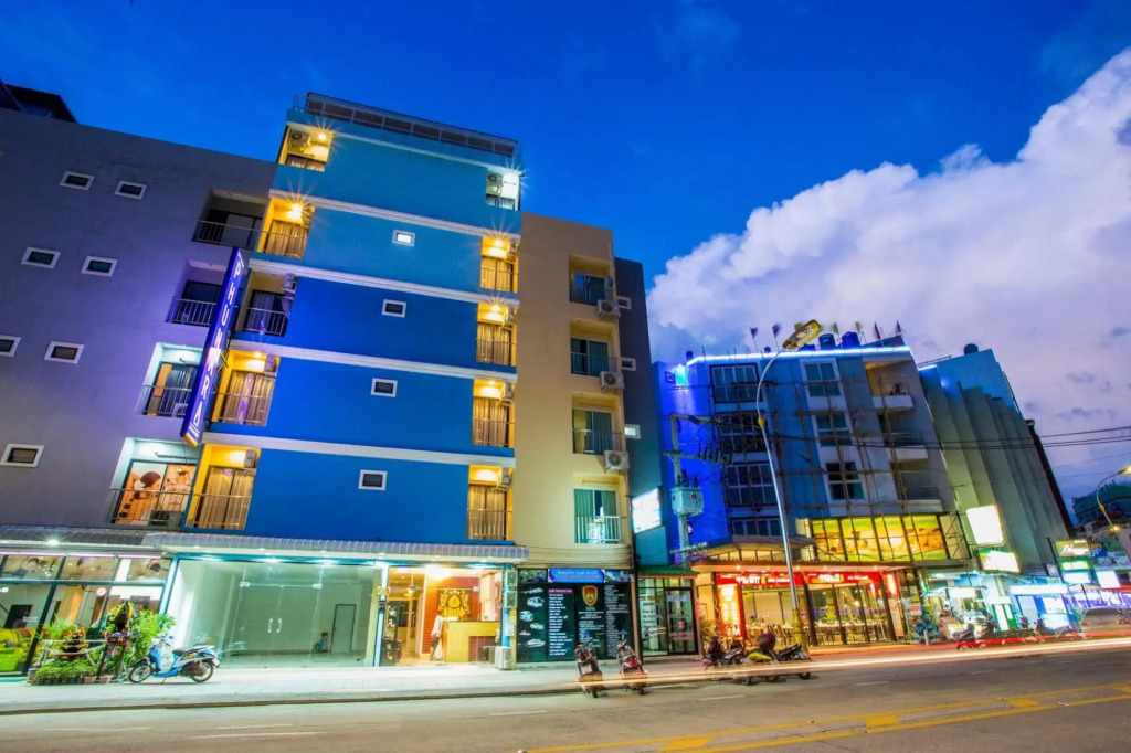 OYO 996 Phunara Residence