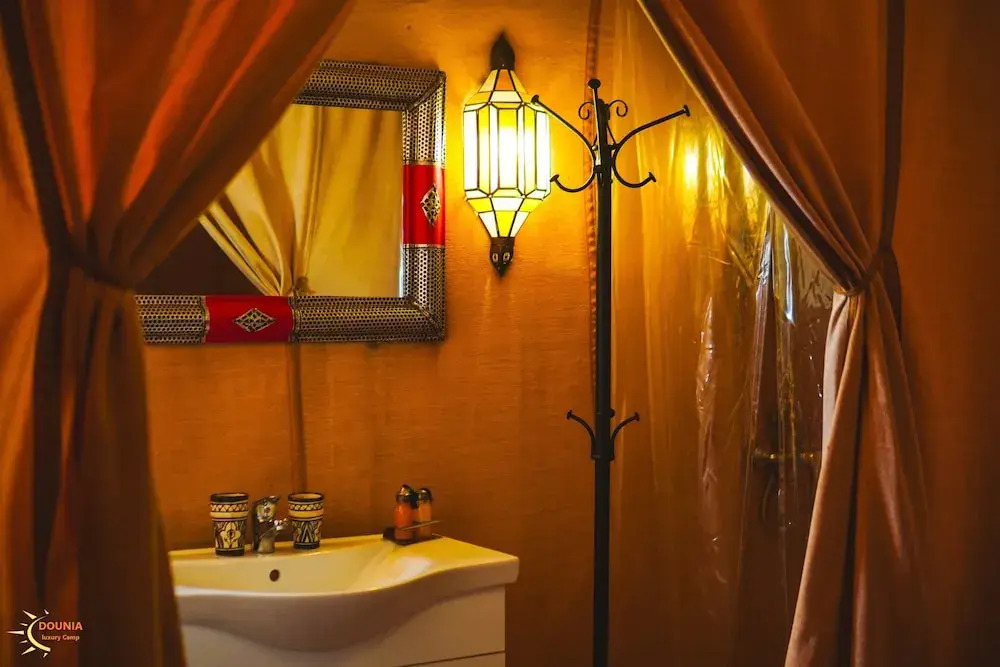 Fox Luxury Desert Camp