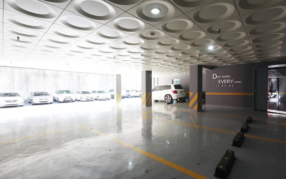 Yeosu 1st Avenue Hotel