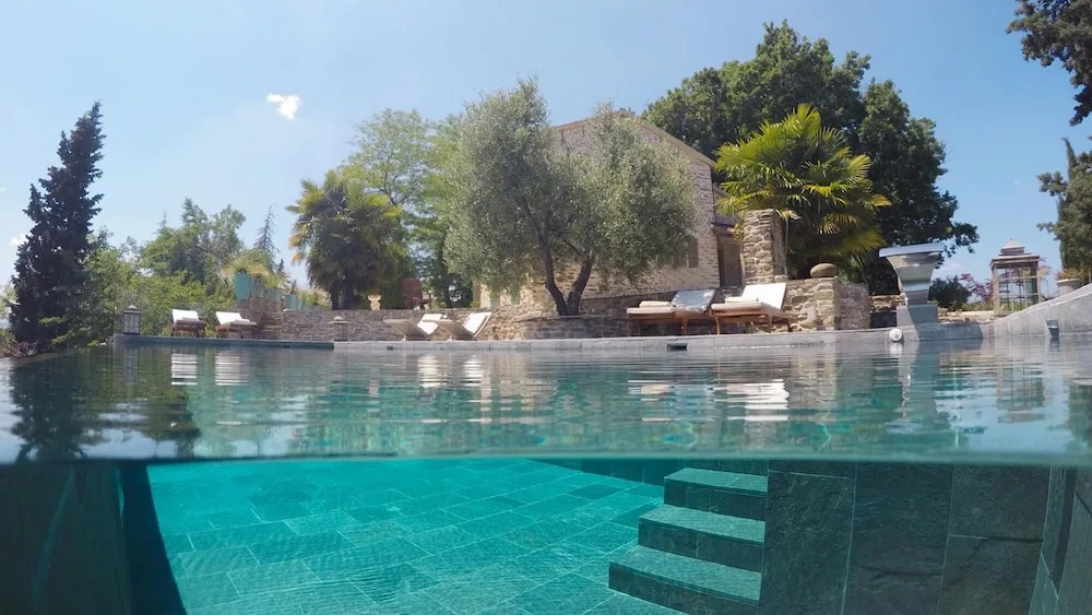 IL CASTELLACCIO 8, Emma Villas