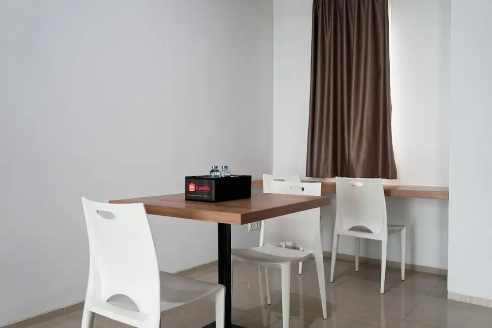 2BR Luxury Citra Lake Suites Apartment