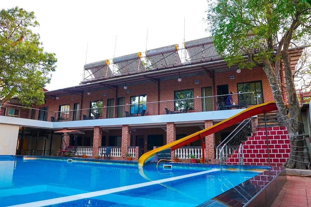 Hotel Kumar Plaza