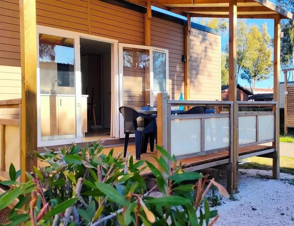 Compact Beachside Family Home for 4