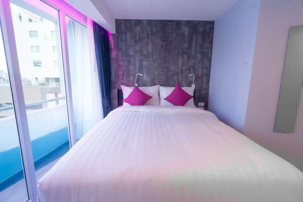 Spark Hotel