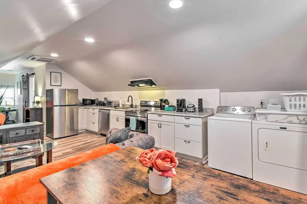 Fayetteville Apartment w/ Yard: Pets Welcome!