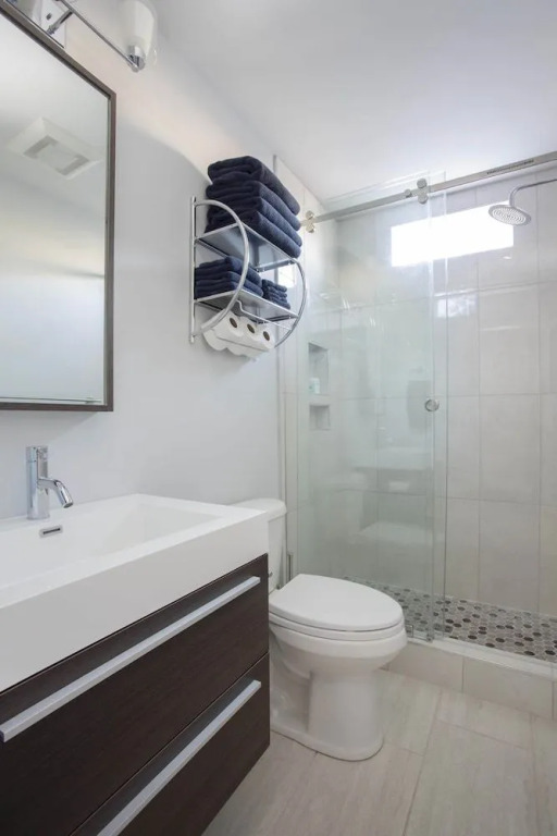 Apartment off St. Philip Walk Everywhere