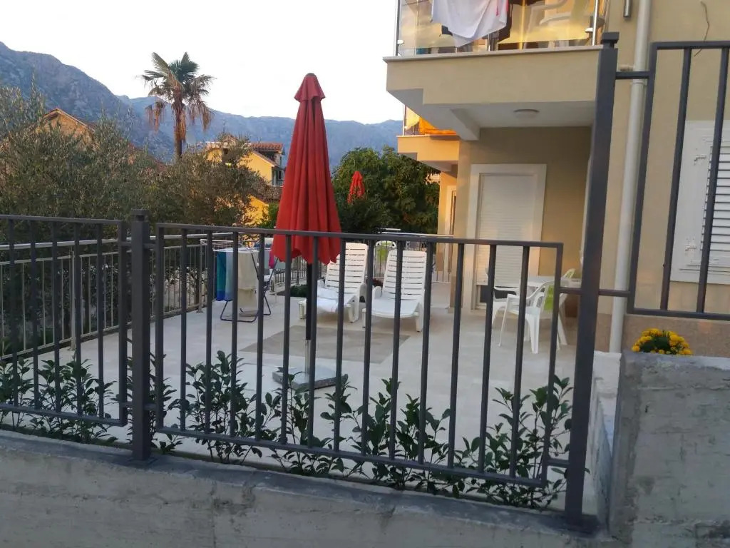 Hera Apartments