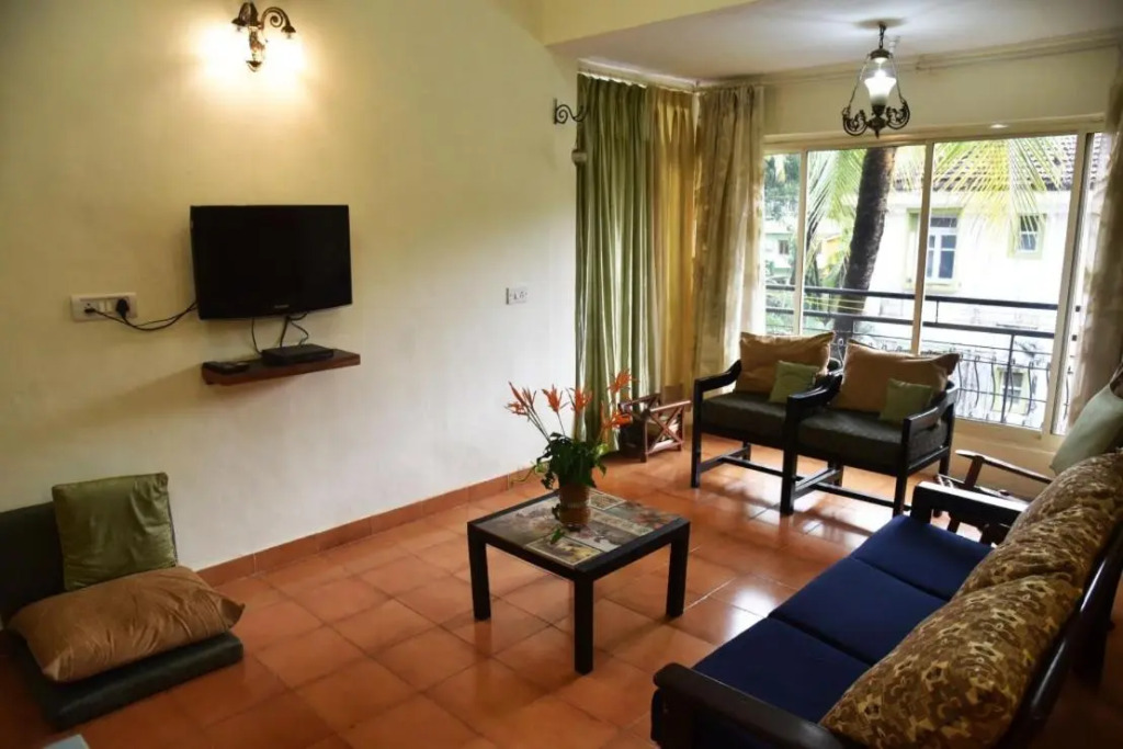 BEAUTIFUL SPACIOUS STUDIO APT IN CANDOLIM with Wifi