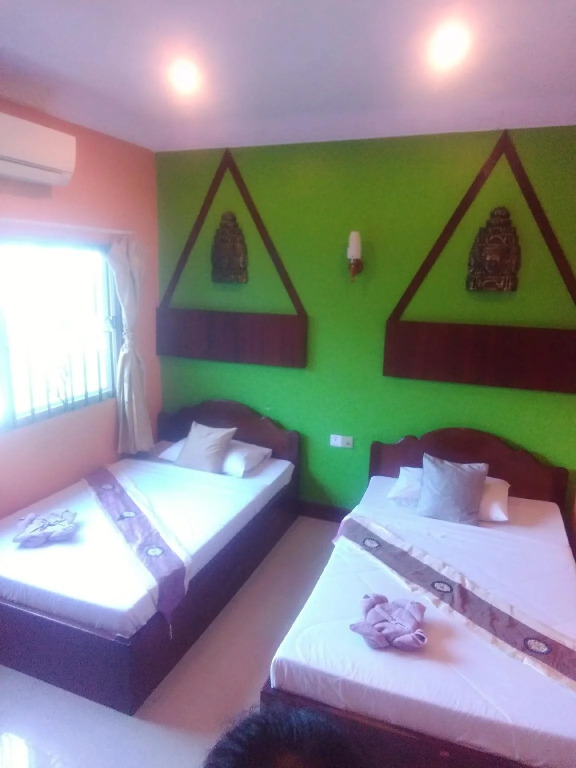 Latinos Hostel
