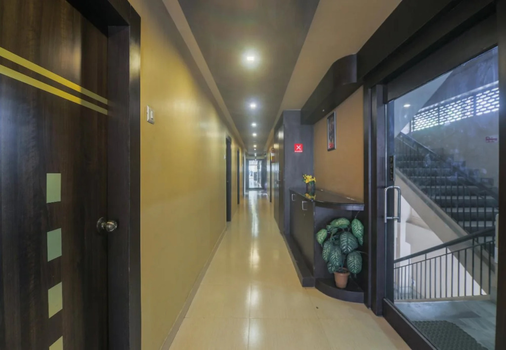 OYO 22098 Hotel Aryan Grand