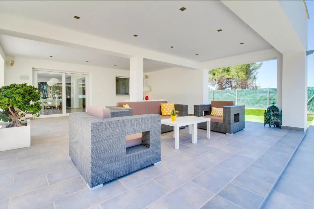 Villa Rhino