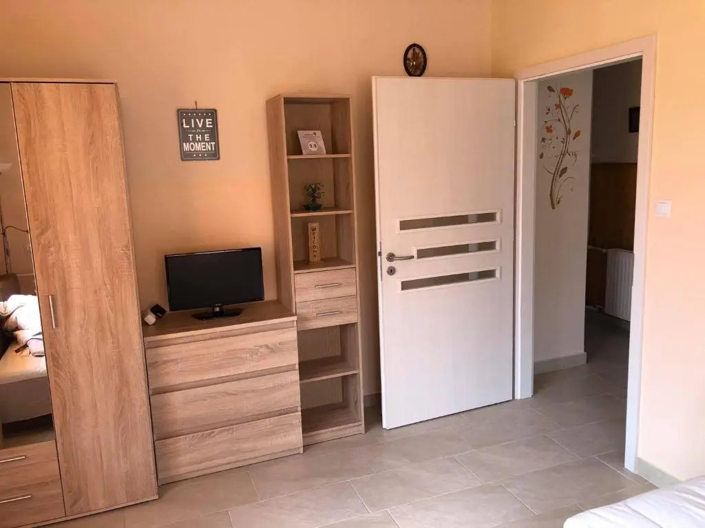 Adél Apartman