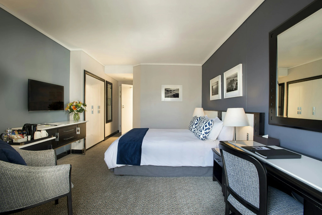 The Commodore Hotel