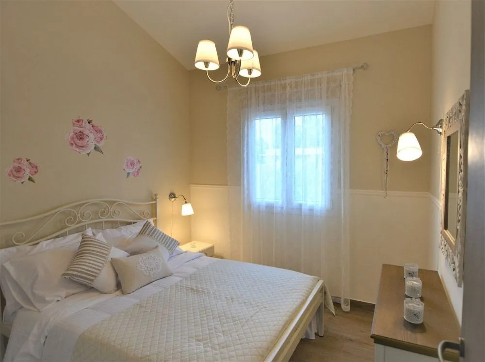 Olympias Apartments by Traser