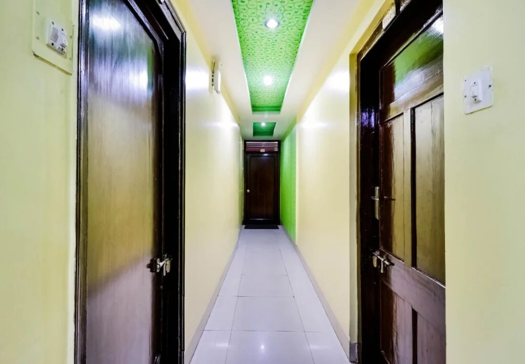 Hotel Kapital By OYO Rooms