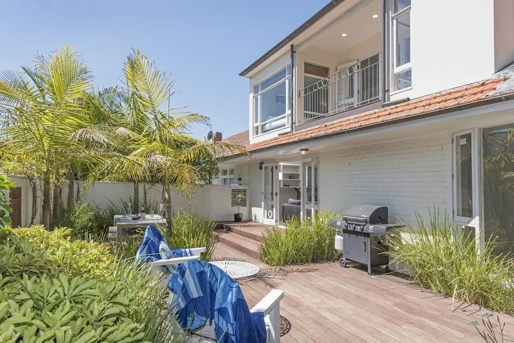 Large Mission Bay Apartment
