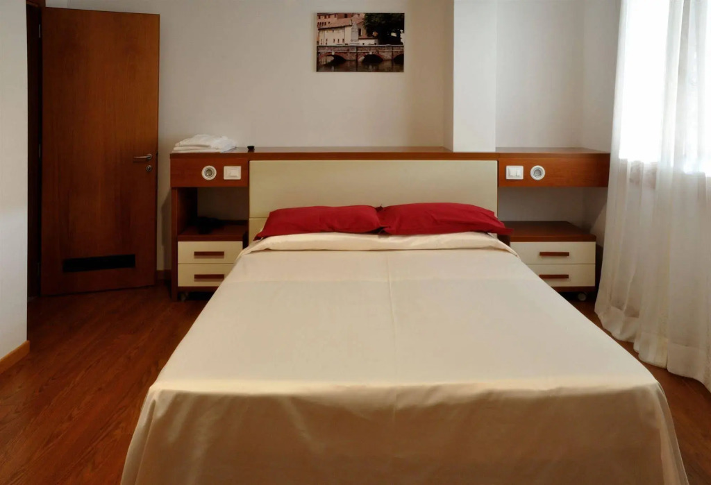 Hotel Mezzaluna