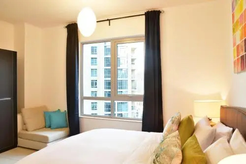Yallarent Burj Residences Apartment