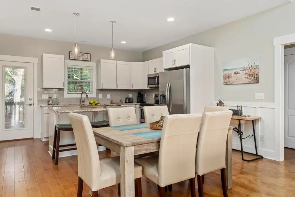 All Summer Long by Oak Island Accommodations
