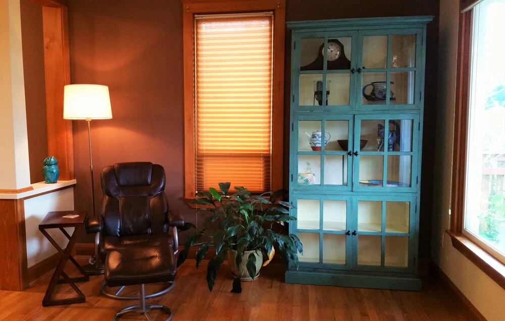 Geneva Garden Bungalow - Two Bedroom Home