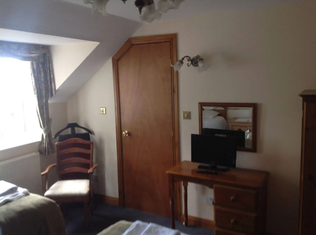 The Glan Yr Afon Inn
