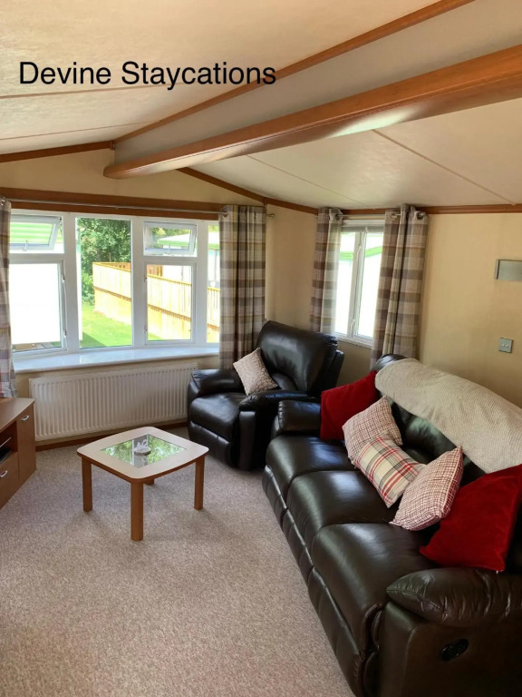 Static Caravan 2 Bedrooms - Sleeps 4