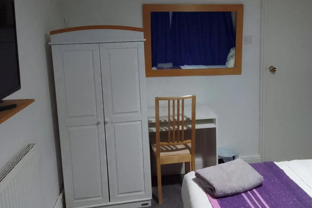 Apartment Sleeps 4
