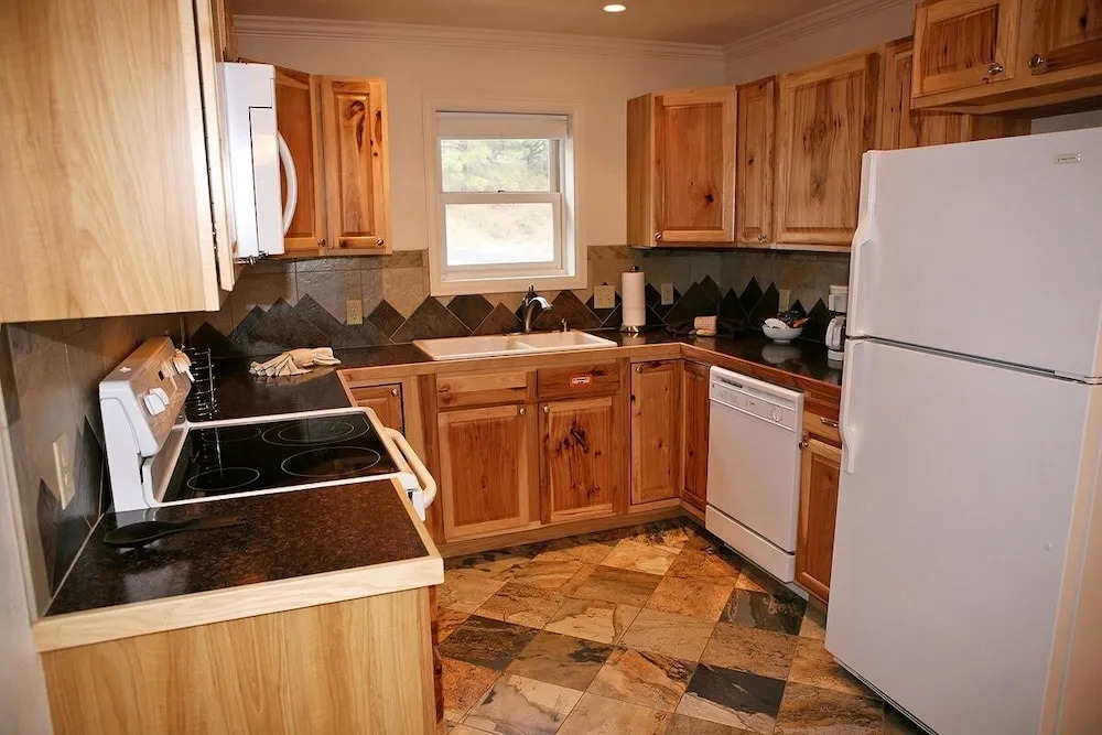 Fawn Valley Inn: 275 2 Bedroom Condo