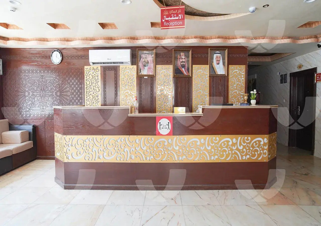 taj almakan
