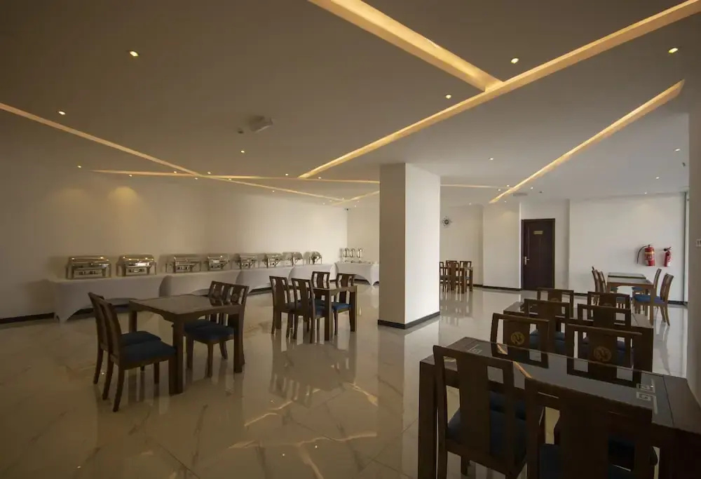 Home Station Hotel