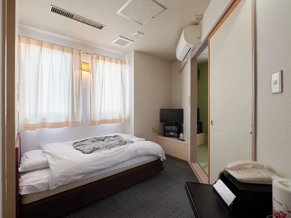 Sakura no Yakata Hotel
