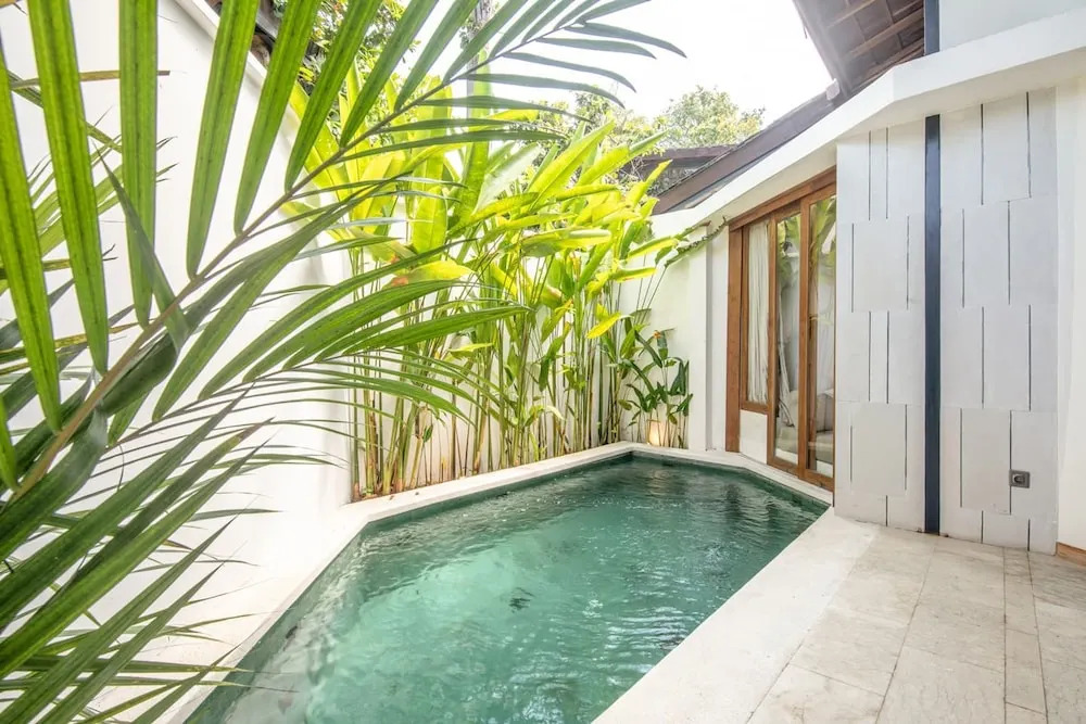 BA Villa 6 1BR Villa Luxurious 1-br Villa 800m to Canggu Beach