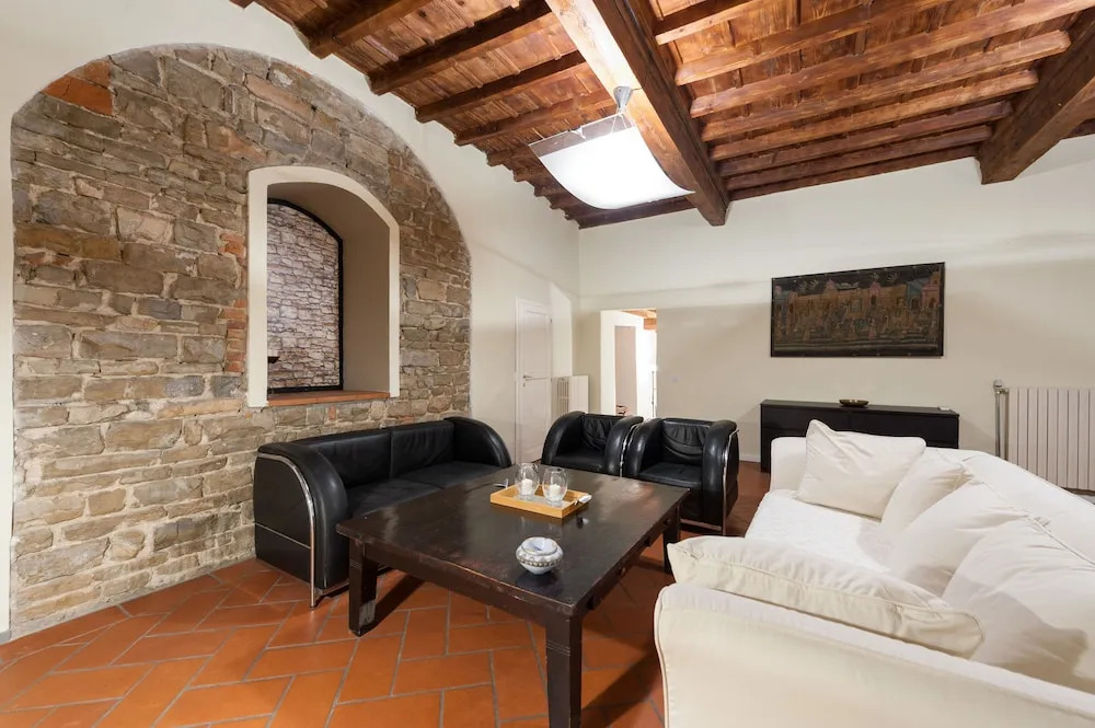 Short-let Florence Charming Suite