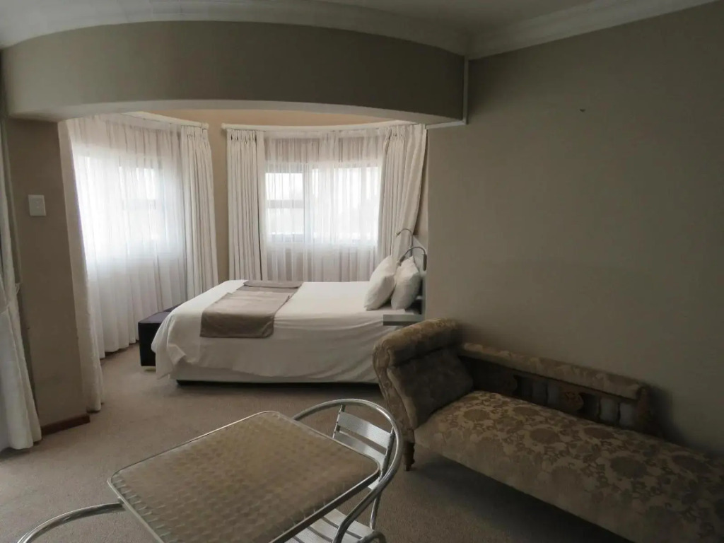 St Helena Bay Hotel