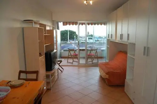Superbe Appartement En Bord de Mer, Pres du Centre Et Des Plages