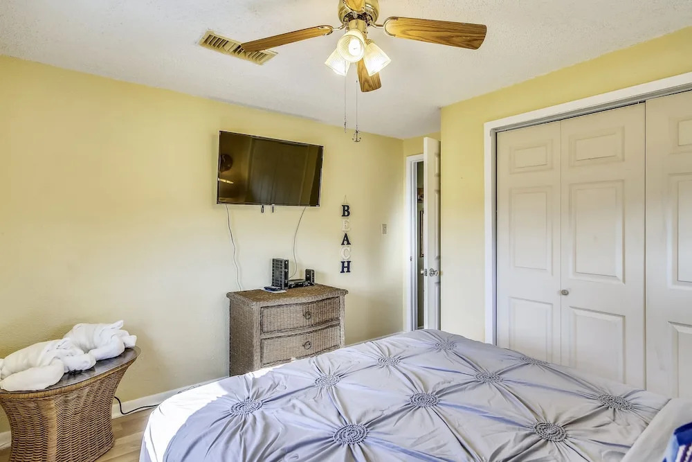 Jolly Roger 3 Bedroom Home