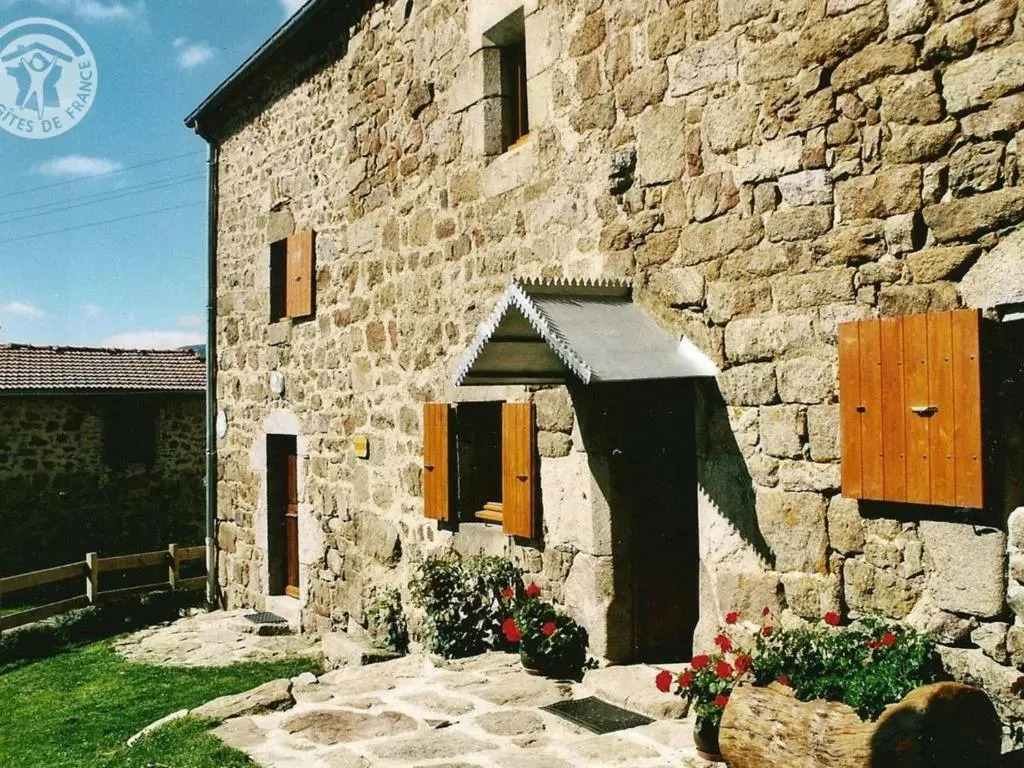 Gîte de charme avec cheminée, wifi inclus - FR-1-496-96